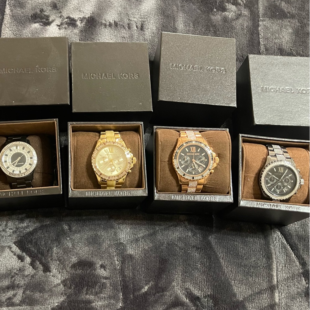 Authentic Michael Kors